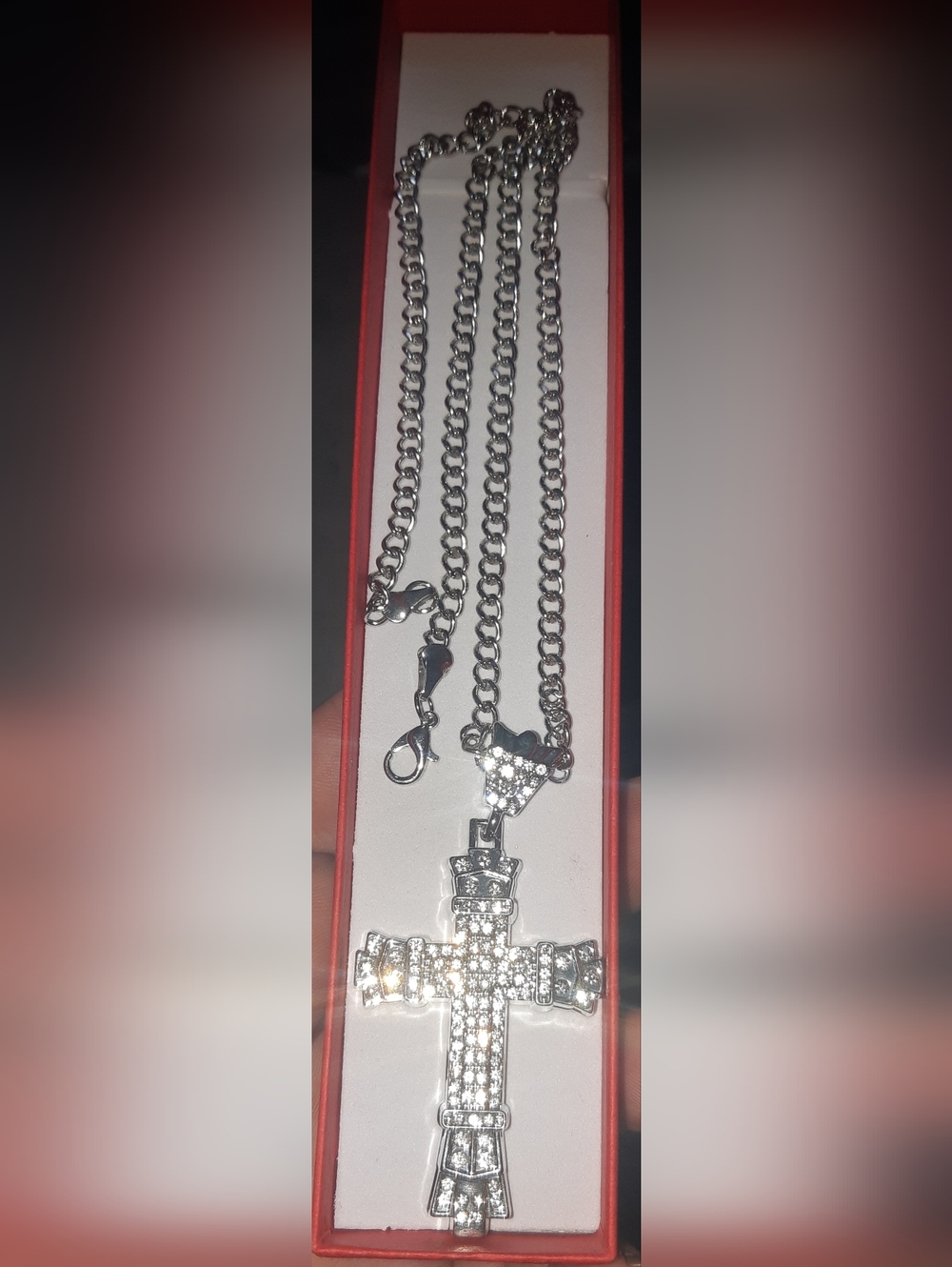 Ice Out Bling Cross With Chain - Picture 3 of 4